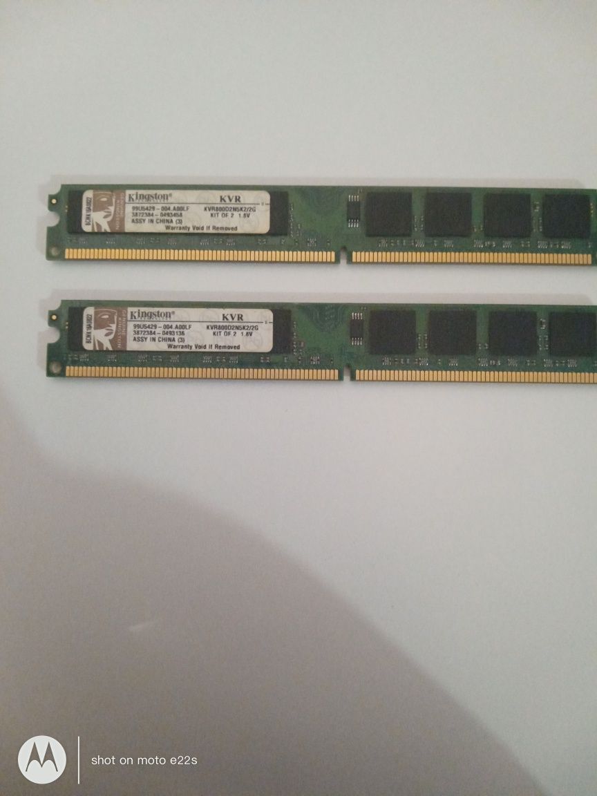 Kości RAM 2 sztuki 4gb DDR4 2400 mHz