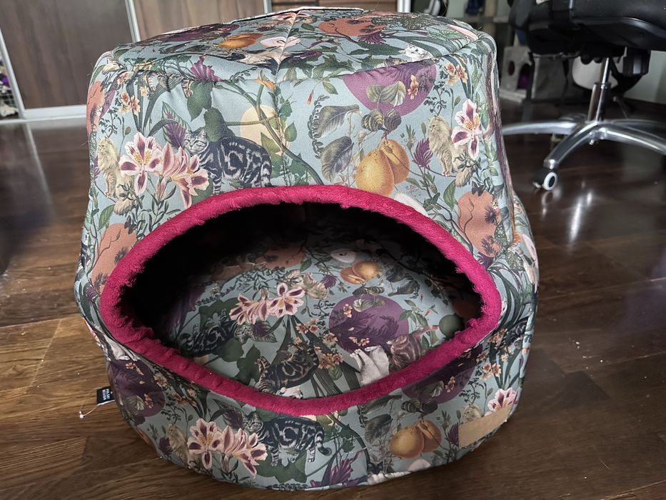 Domek, budka, legowisko dla psa/kota - 2 w 1