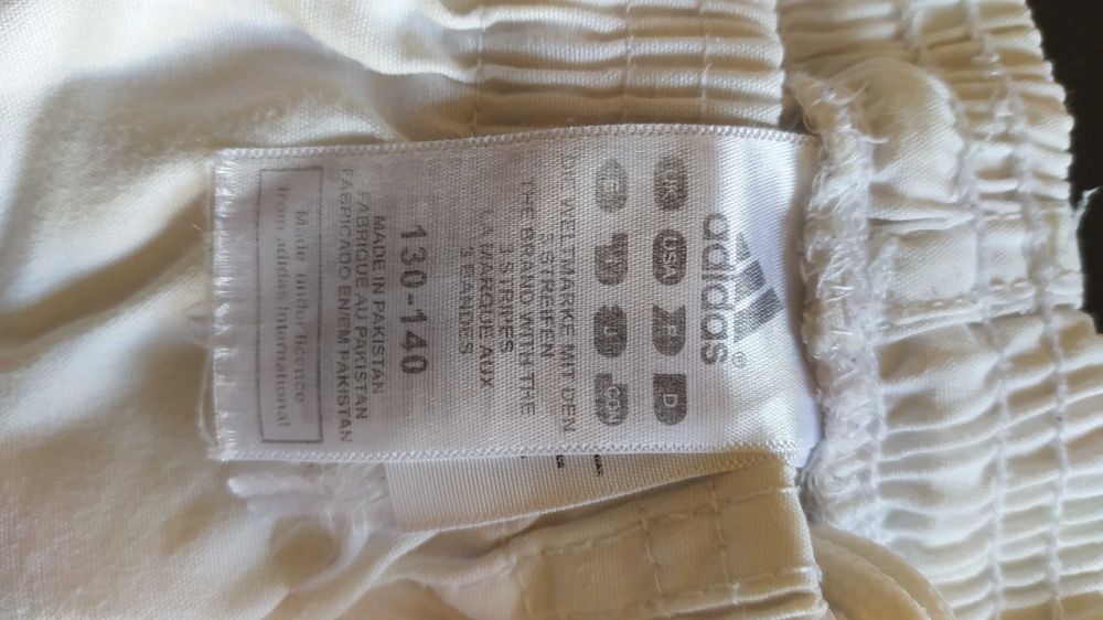 Quimono da Adidas para Karaté - 130cm