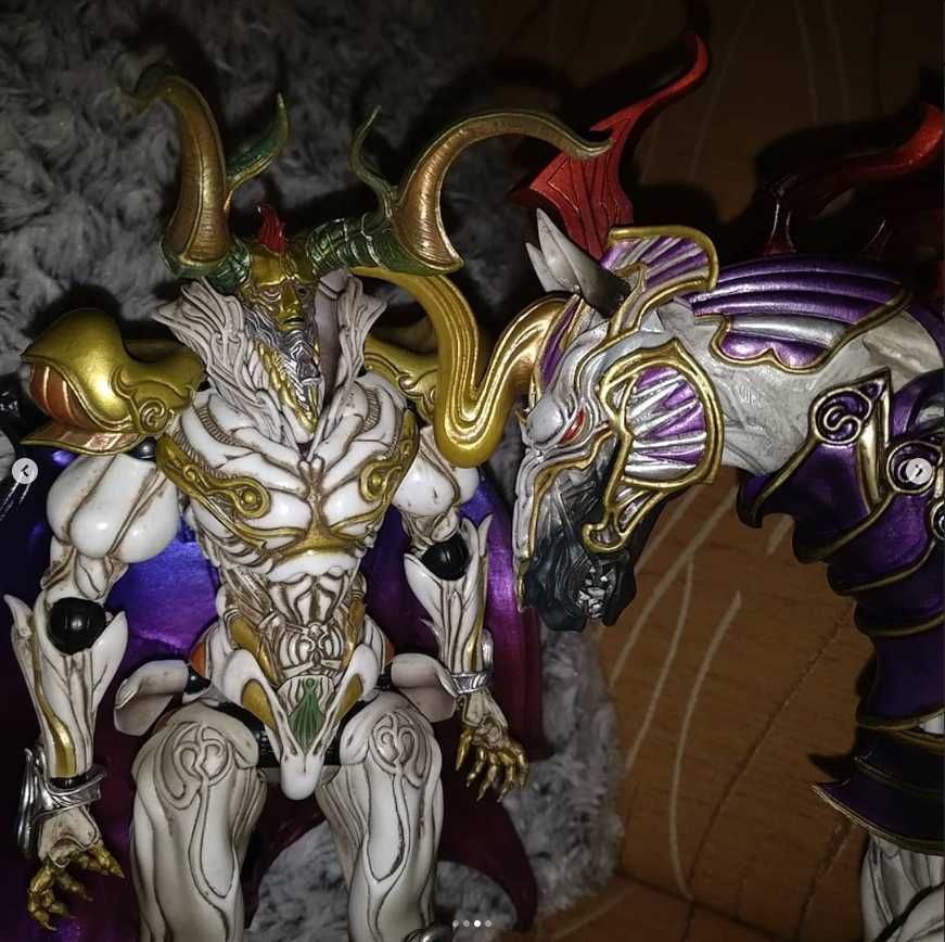 Figurka Bring Arts Final Fantasy Odin i Sleipnir