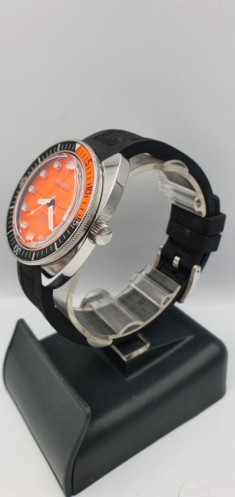 Bulova Devil Diver Oceanographer Snorkel Automatic Orange