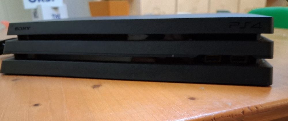 Playstation 4 Pro(ps4) Firmware(12.02) c/disco desbloqueio LER ANÚNCIO