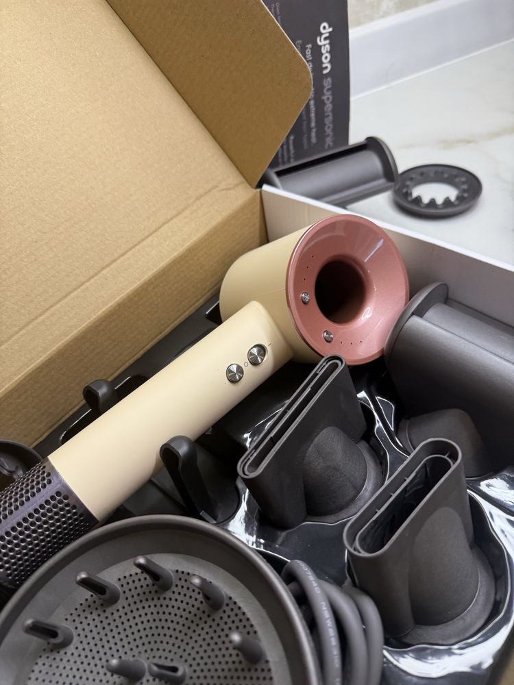Фен Super Hair Dryer Dyson Supersonic Опт гурт Співпраця Magic Hair