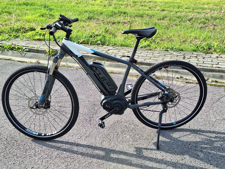 Rower Elektryczny Cube Reaction Hybrid Performance CX