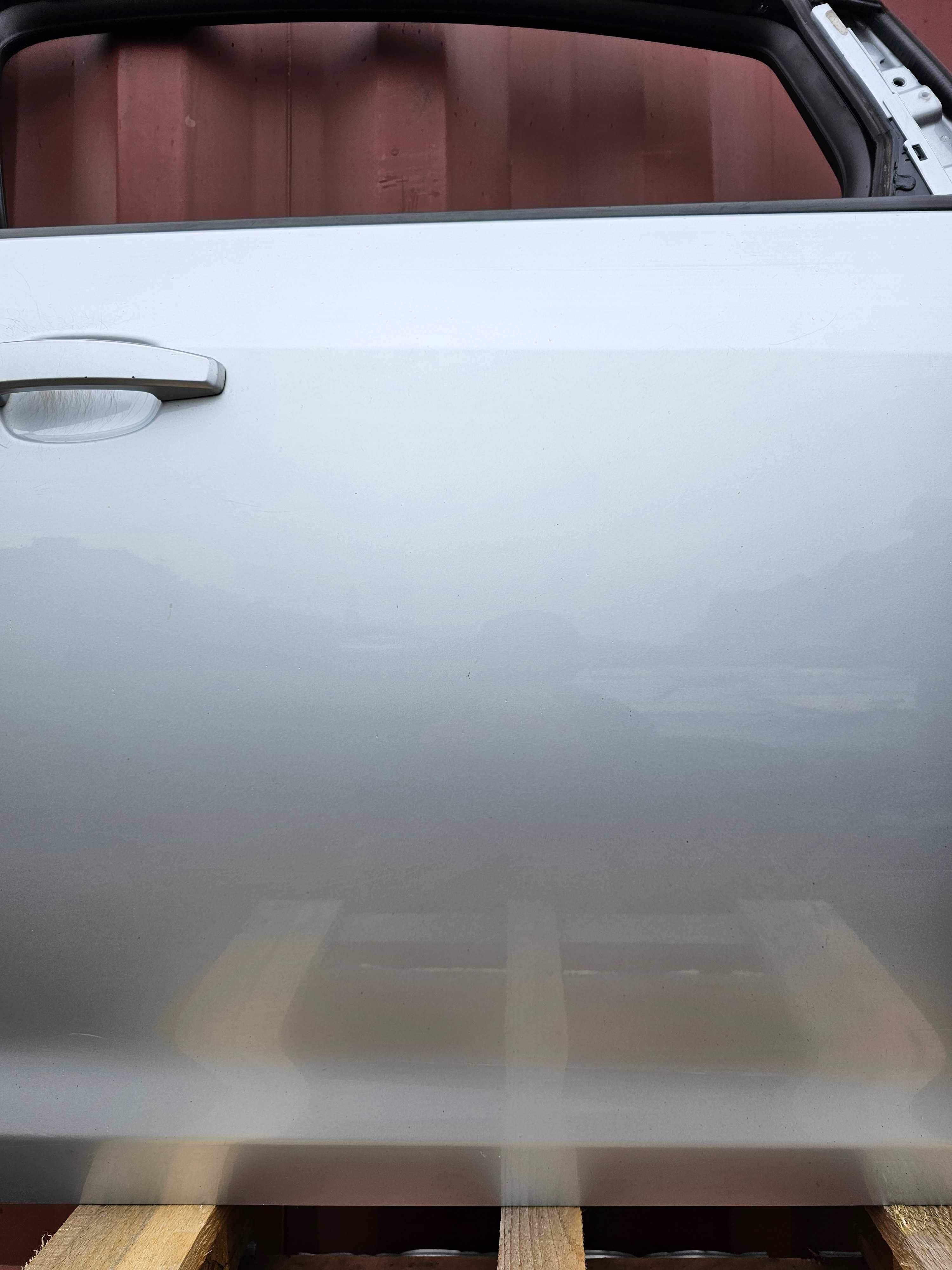 Drzwi Prawy Przód Opel Astra J Kod Lakieru Z176