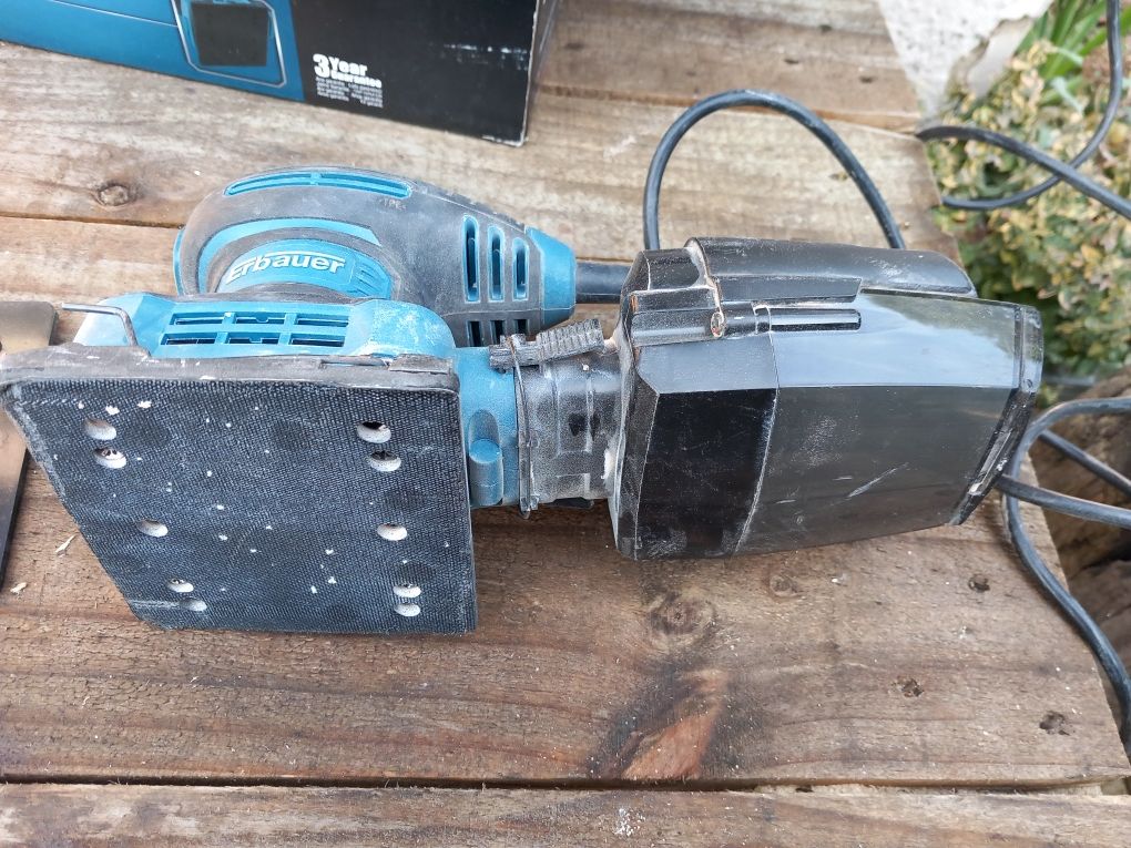 Szlifierka oscylacyjna Erbauer EQSS240 240W