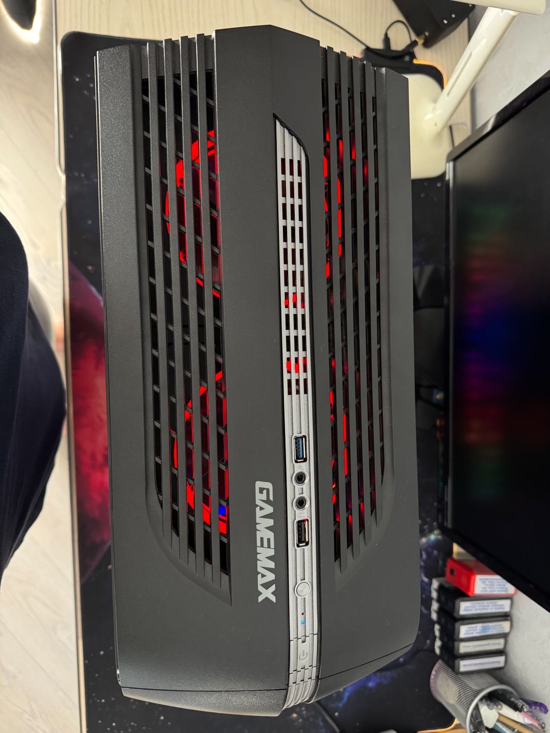 ПК (комп'ютер, системний блок)Ryzen 3100,ddr4 16gb 3200mhz,rx470 4gb.