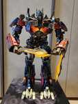 Figura Transformers ThreeA Premium Scale Optimus Prime