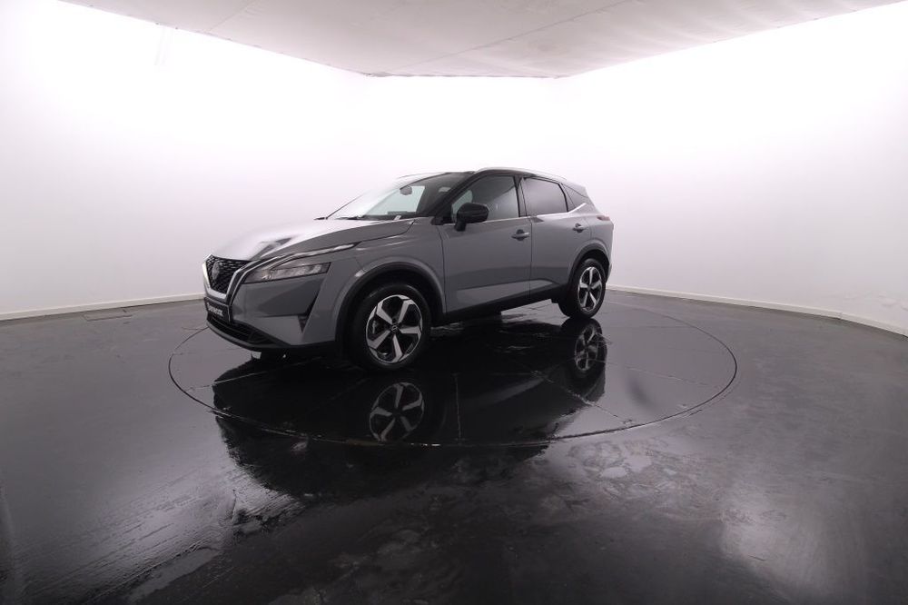 Nissan Qashqai 1.3 DIG-T N-Connecta LED+SKY