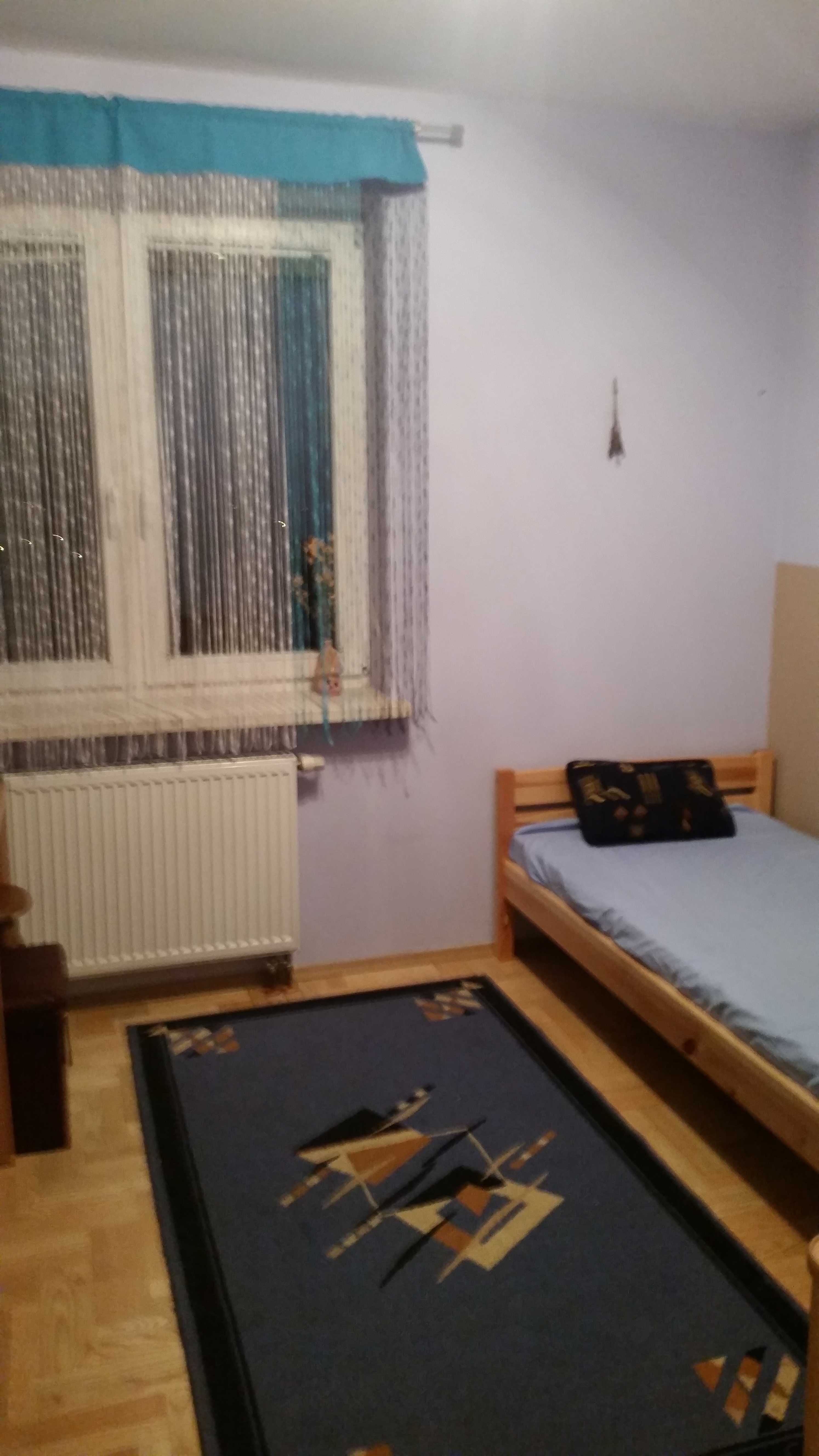 Pokój do wynajęcia na okres 2-3 miesięcy osiedle Projekt, 600 zł/os.