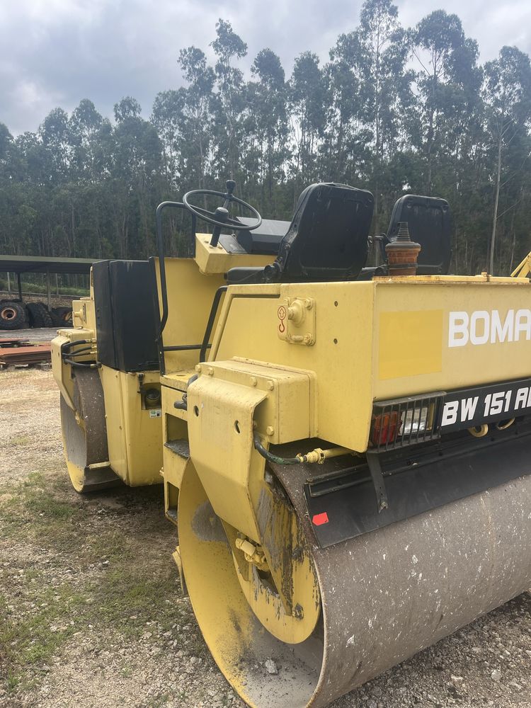 Cilindro compactador Bomag BW 151 AD