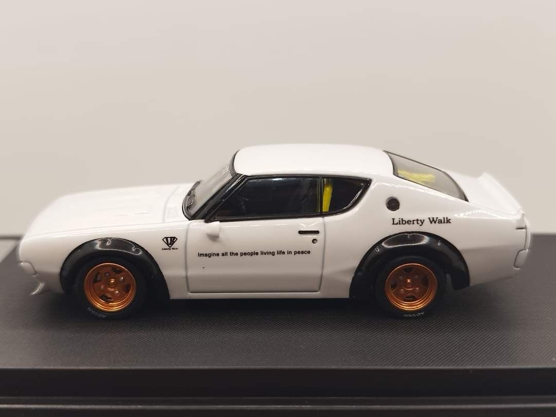 TimeMicro Nissan Skyline LBWK KPGC110 Branco