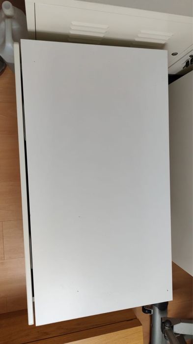 Mobilia branca quarto criança IKEA, muito bom estado