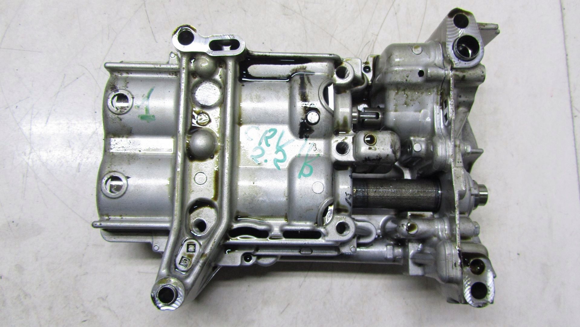 Масляний насос Honda Cr-v 2.2 N22b3 N22b4