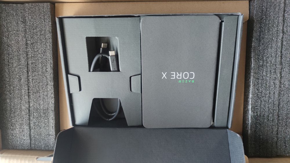 eGPU Razer Core X (nunca usada)