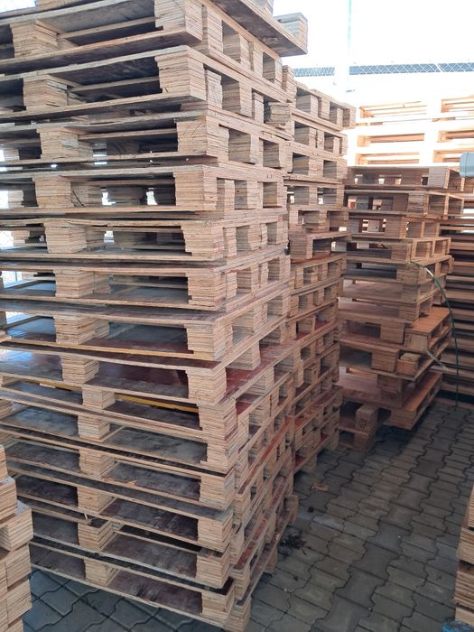 Oddam palety sklejkowe za darmo