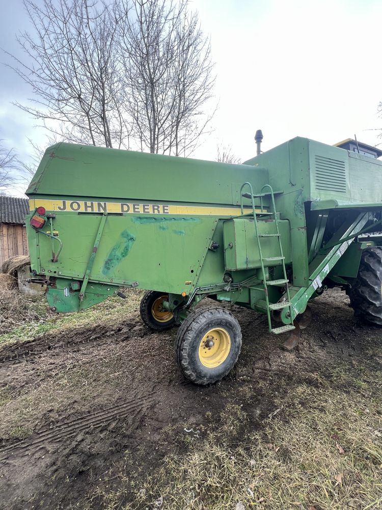 John Deere 1052 1984