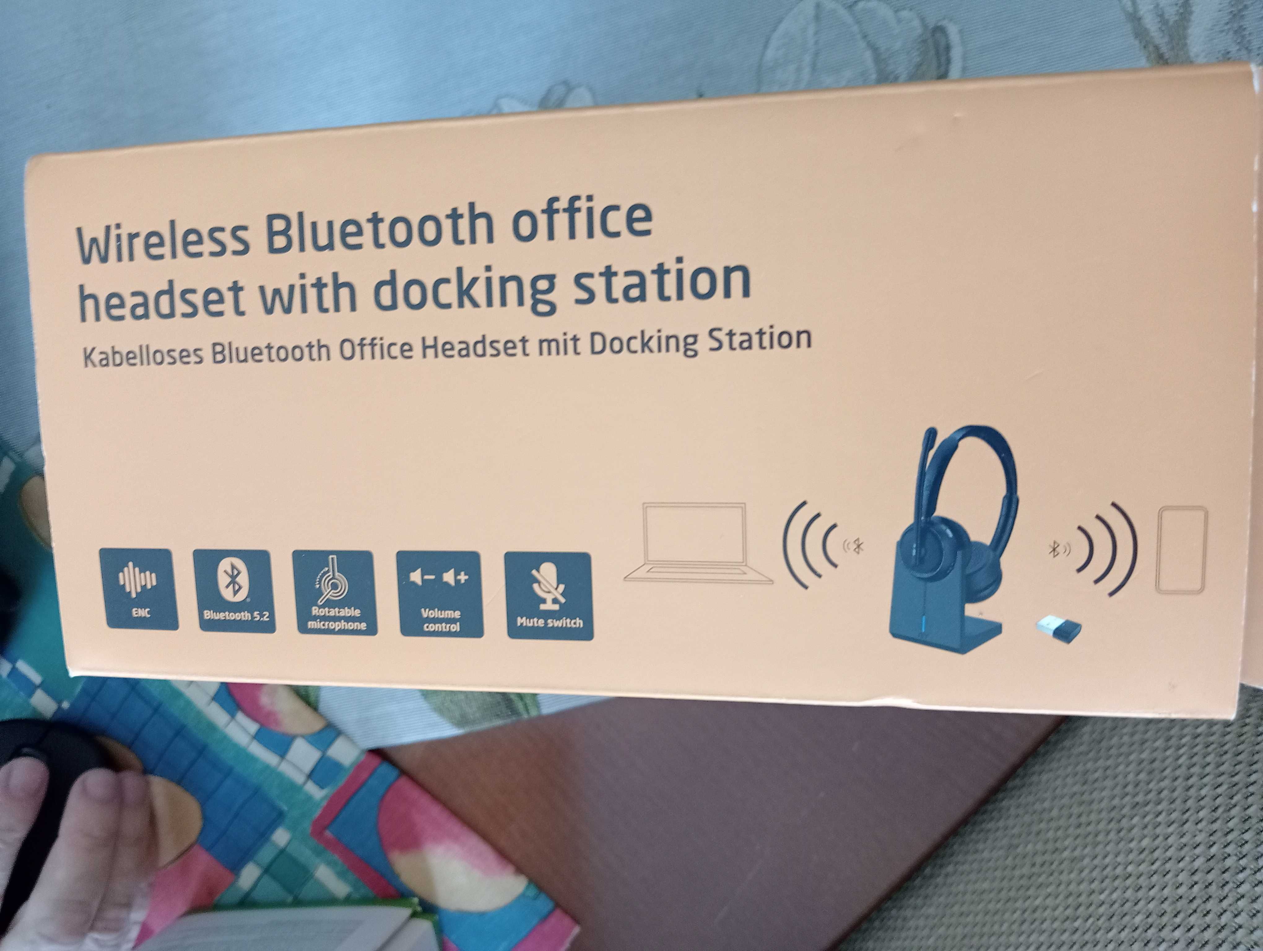 Bezprzewodowe biurowy zestaw słuchawkowy bluetooth ze stacją dokującą