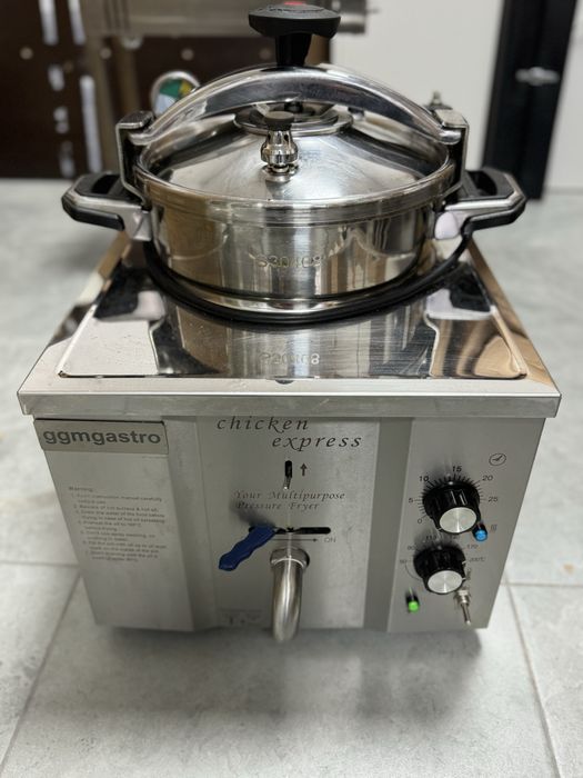 Фритюрниця високого тиску GGM Gastro.