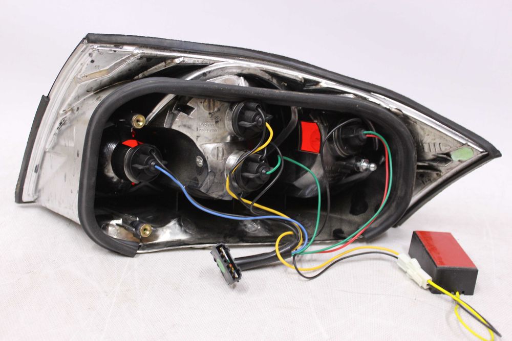 Lampy światła tył tylne AUDI TT 8N0 98-06 Czarne Black SMOKE TUNING