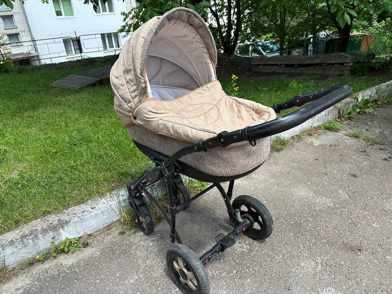 Дитячка коляска Carrera Quipolo 2 в 1