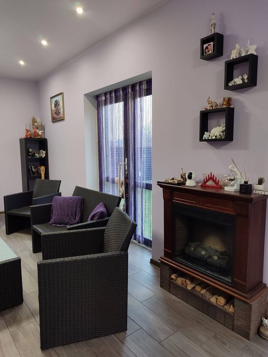 ПРОДАЄТЬСЯ сучасний будинок біля Луцька