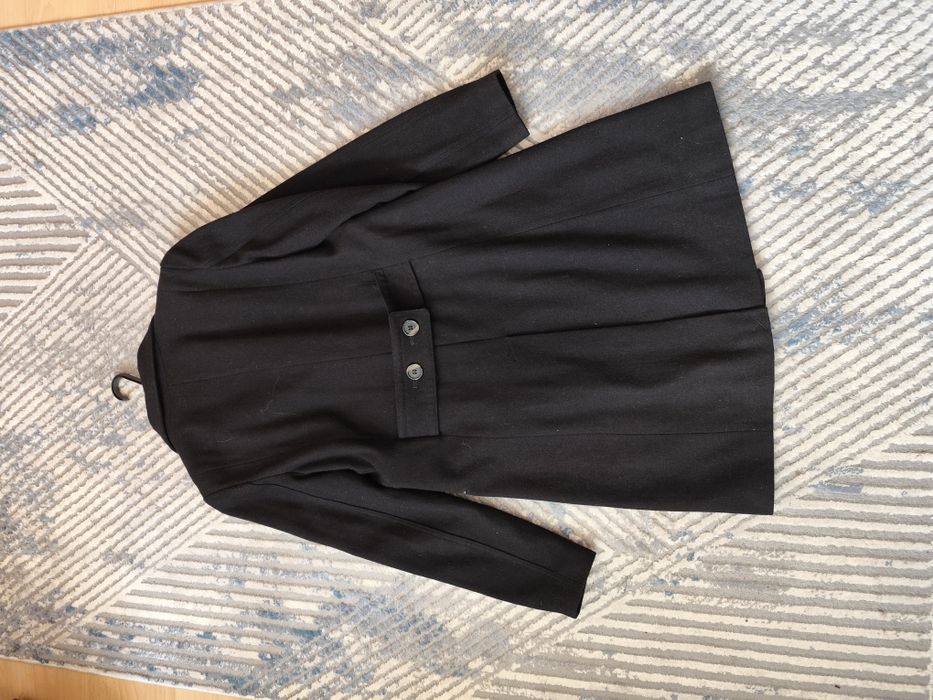 Elegancki, wełniany czarny płaszcz Next r.40