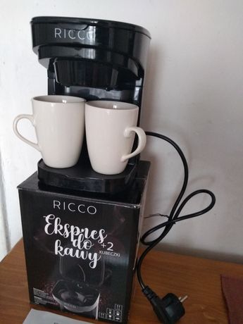 Ekspres do kawy Ricco CM1160-GS