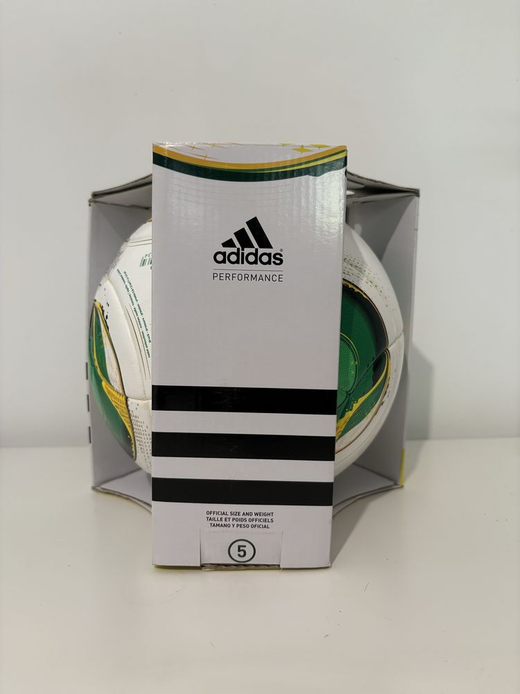 Bola oficial Adidas Cafusa 2013