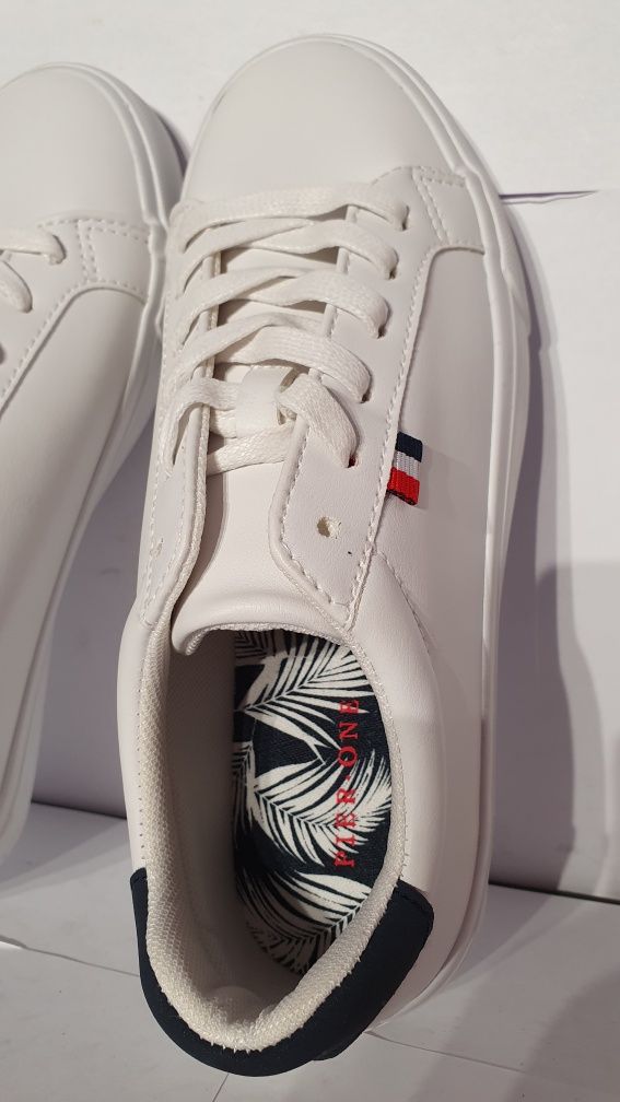 Buty nowe damskie sportowe Pier - One białe rozmiar 37