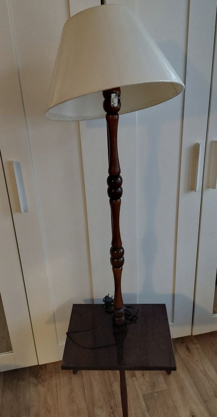 Lampa stojąca sprzedam
