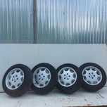 KOLA FELGI 15 KOMPLET CALOROCZNE MERCEDES E W210 ORYGINAL DEMONTAZ 2104010002 7JX15 ET 37