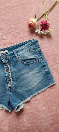 nowe nieużywane krótkie jeansowe dżinsowe spodenki Pull&Bear 38