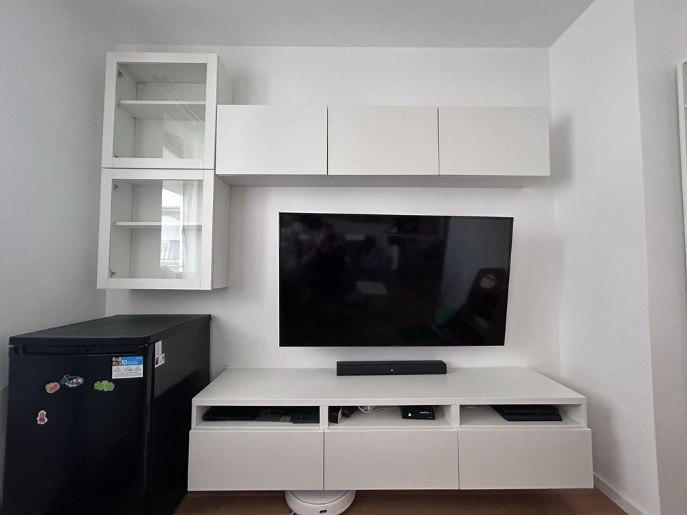 Szafka pod TV.