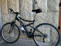 Bicicleta praticamente nova