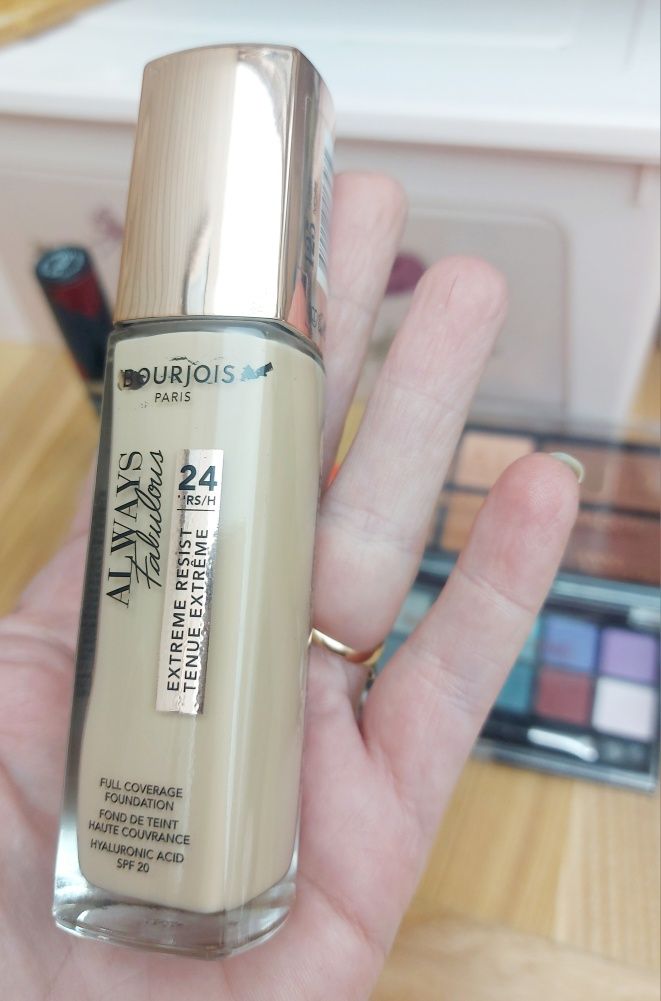 Лот декоративной косметики Bourjois, L'Oreal Paris