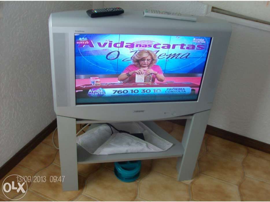Tv sony triniton com movel