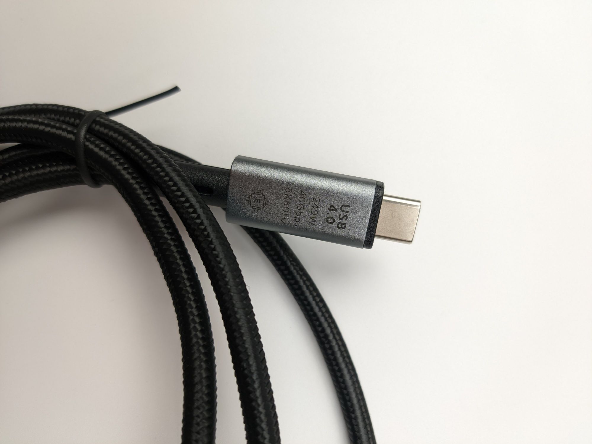 Кабель Type-C to Type-C 240W, USB 4.0 до 40 Gb/s, 8K 60Hz