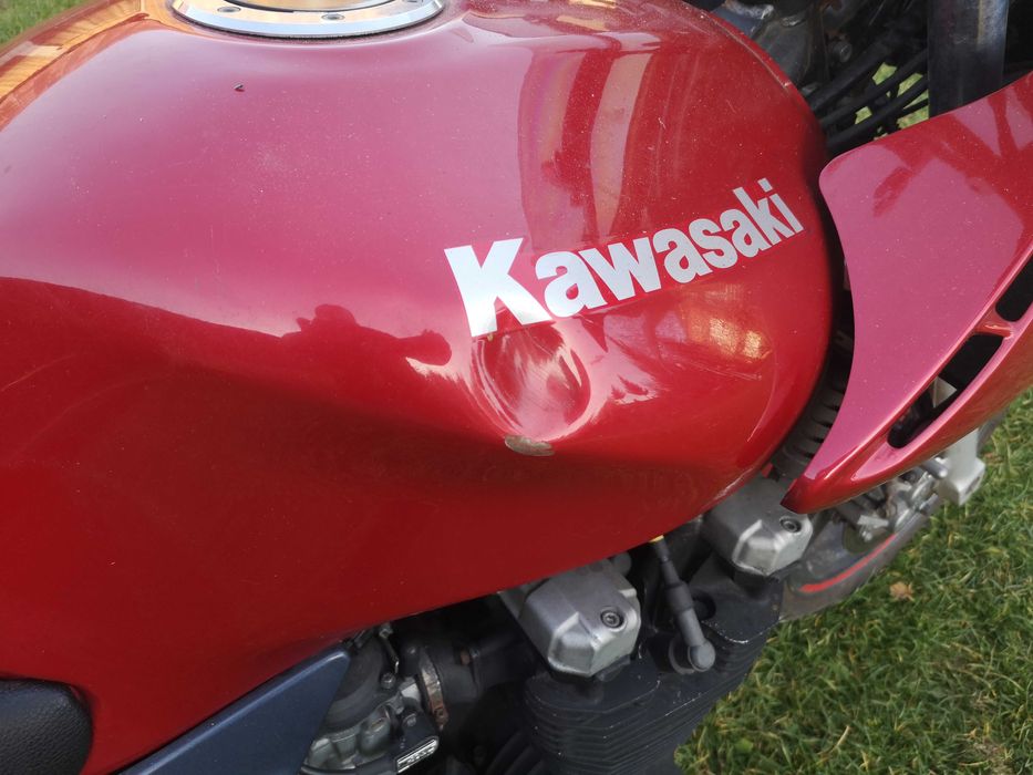 Motocykl Kawasaki ZR7