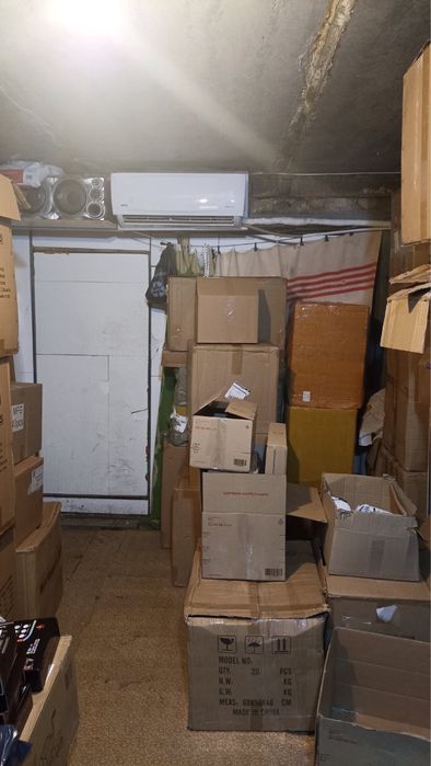 Пропонується до продажу міцний капітальний гараж із цегли.