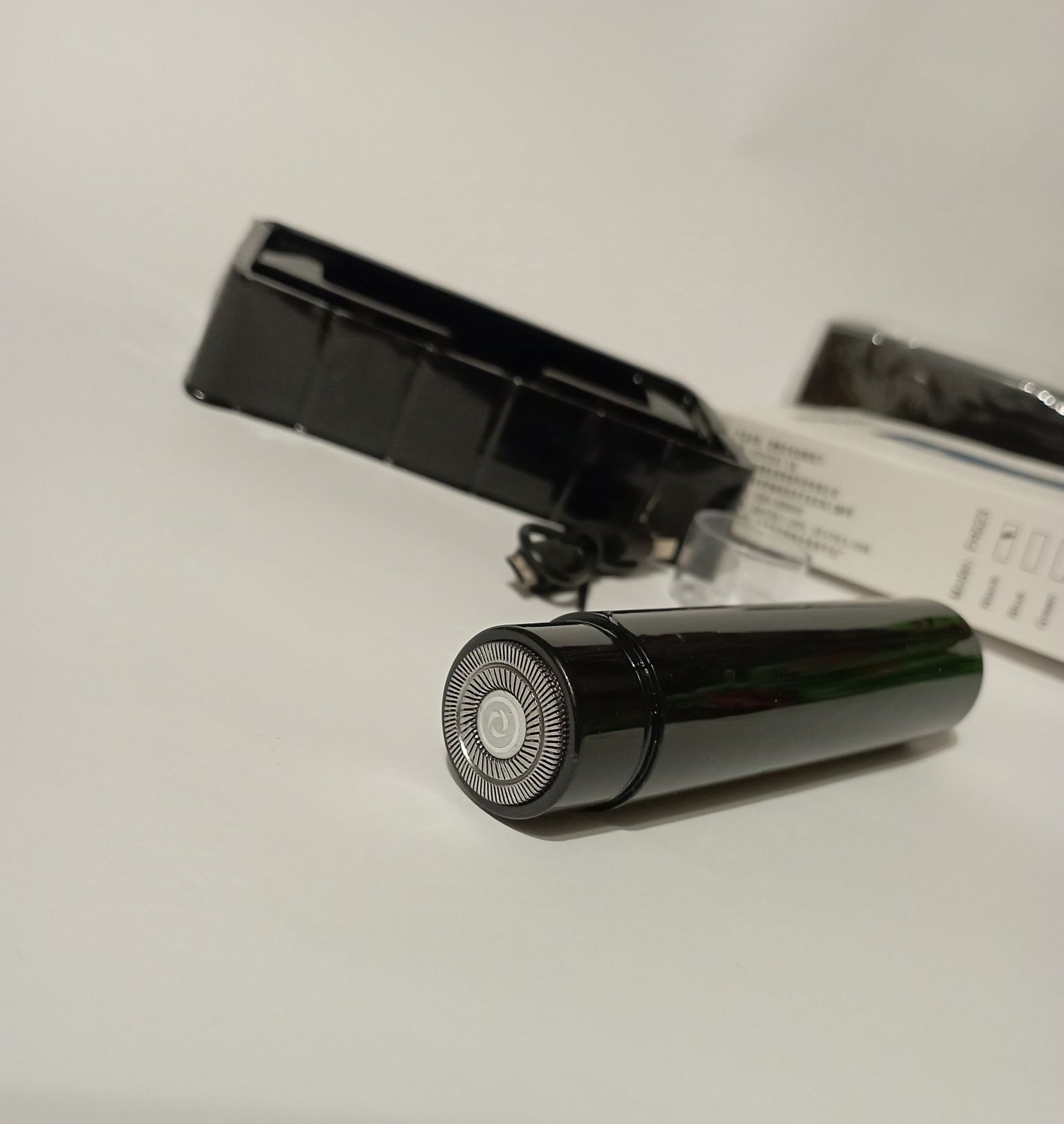 Нова міні електробритва/USB зарядка/перешлю
