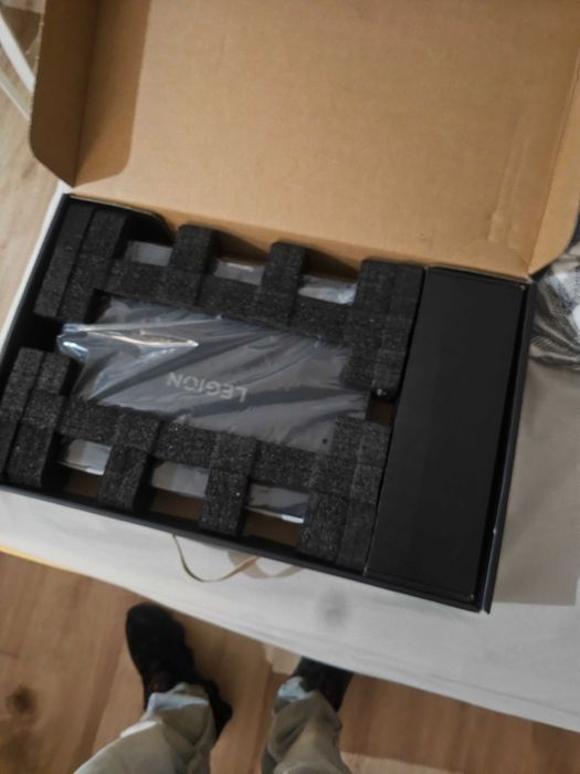 Lenovo Legion Pro 7i Gaming Laptop 16"