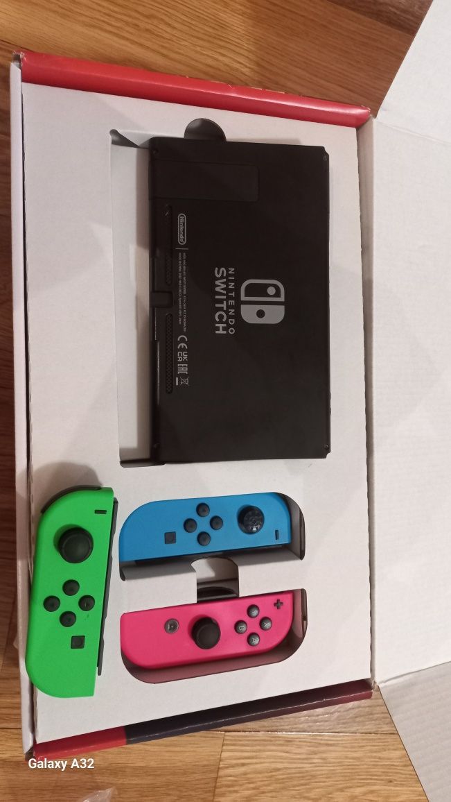 Nintendo Switch z grami i dodatkami
