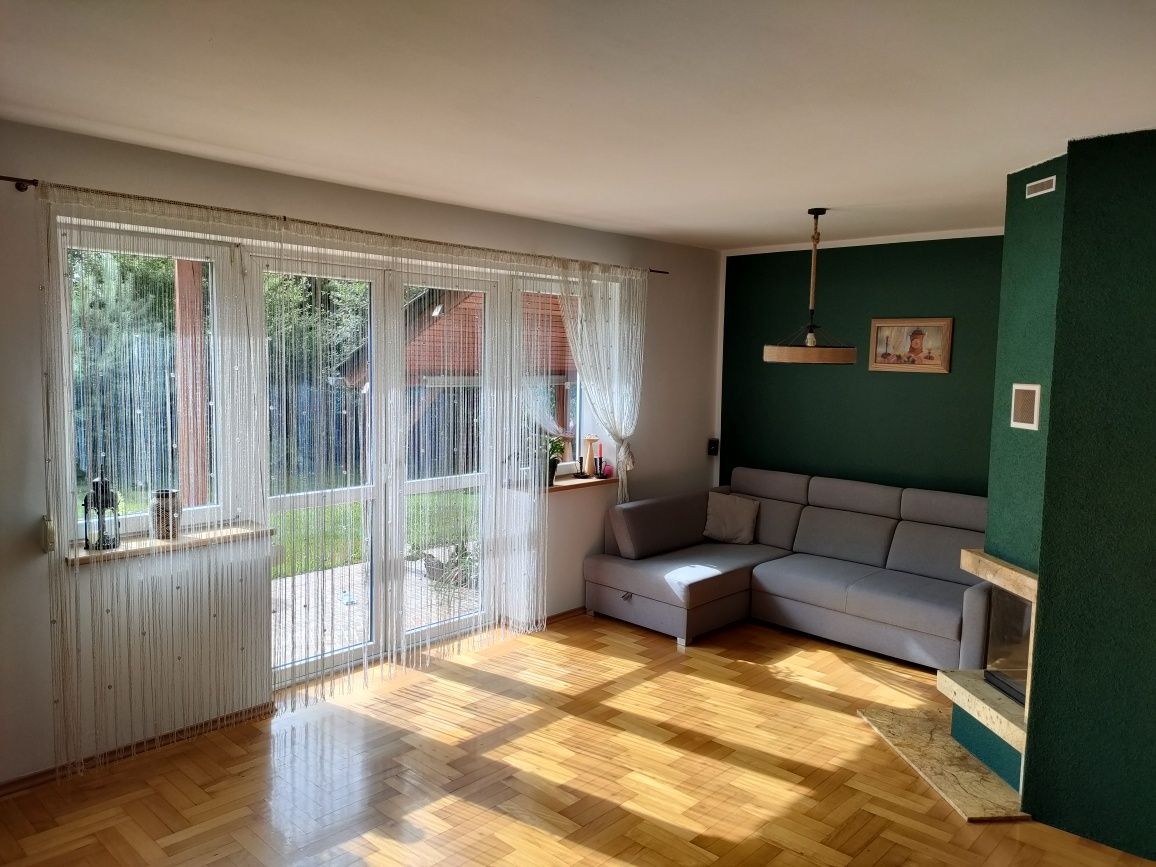 Nowoczesny dom z ogrodem, fotowoltaiką, pompą ciepła Turawa -Marszałki