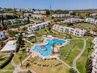 Apartamento T1 no Clube Albufeira com piscina e licença AL