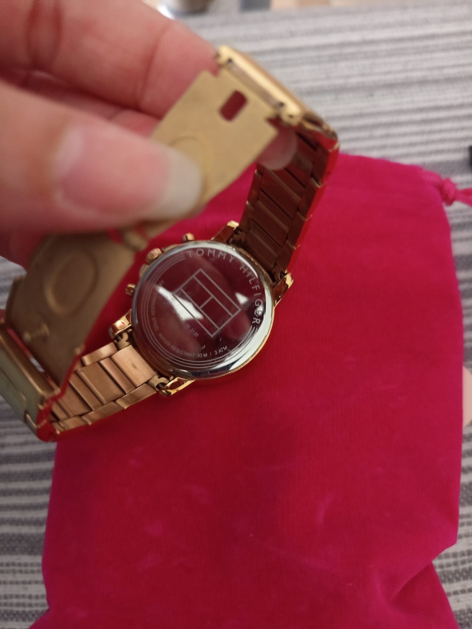 Relógio Hilfiger 3Tm mulher usado como novo