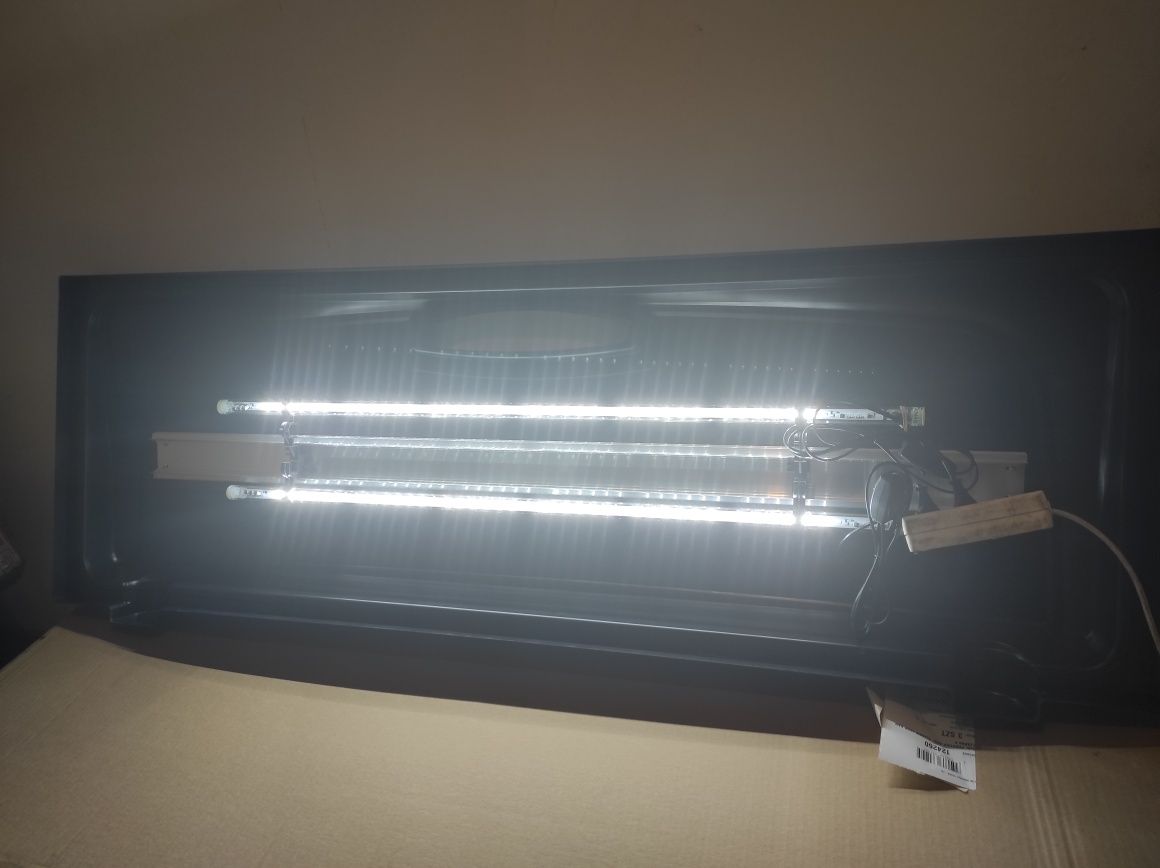 Pokrywa akwariowa 120x40 cm z oświetleniem LED 2x17  W D/N