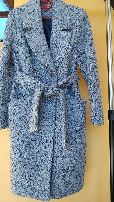 Жіноче тепле осіннє пальто , тканина букле, розмір s-м