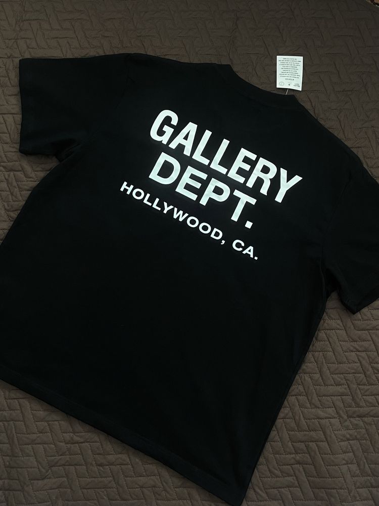 T-Shirt Gallery Dept