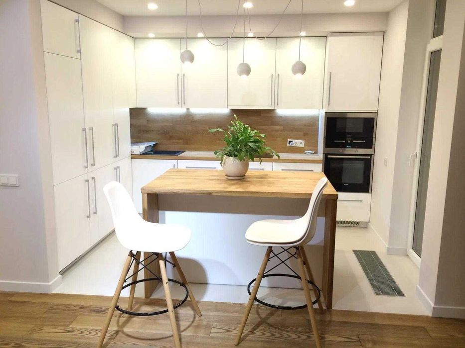 Продається 3-кімнатна квартира в ЖК «Відпочинок»